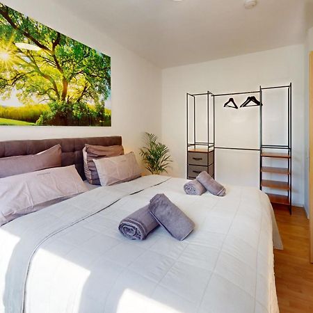 Sweethome - Luxus Apartment Auf 2 Etagen มัคเดอบวร์ก ภายนอก รูปภาพ