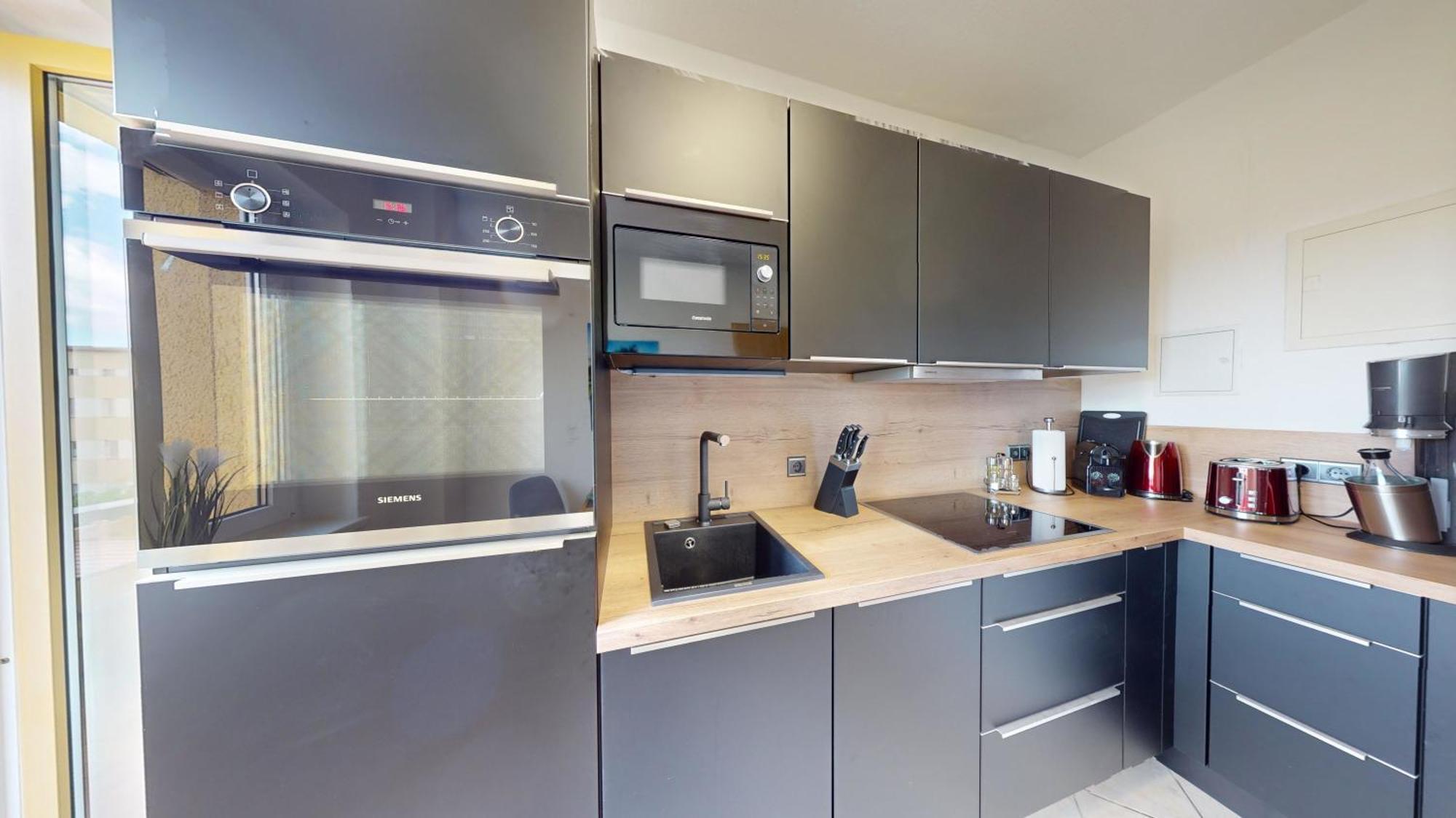 Sweethome - Luxus Apartment Auf 2 Etagen มัคเดอบวร์ก ภายนอก รูปภาพ